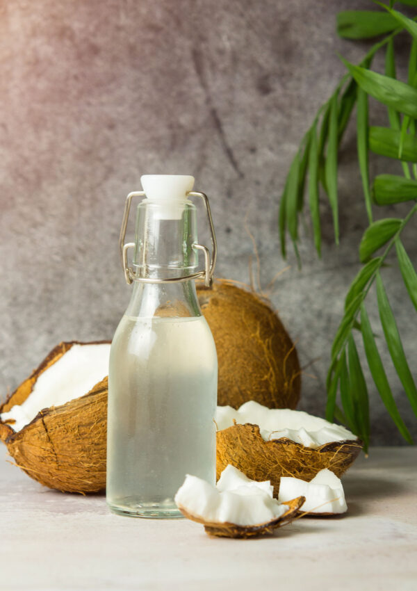 Coco-luxe: The ultimate guide to the 40 benefits of coconut oil for your skin