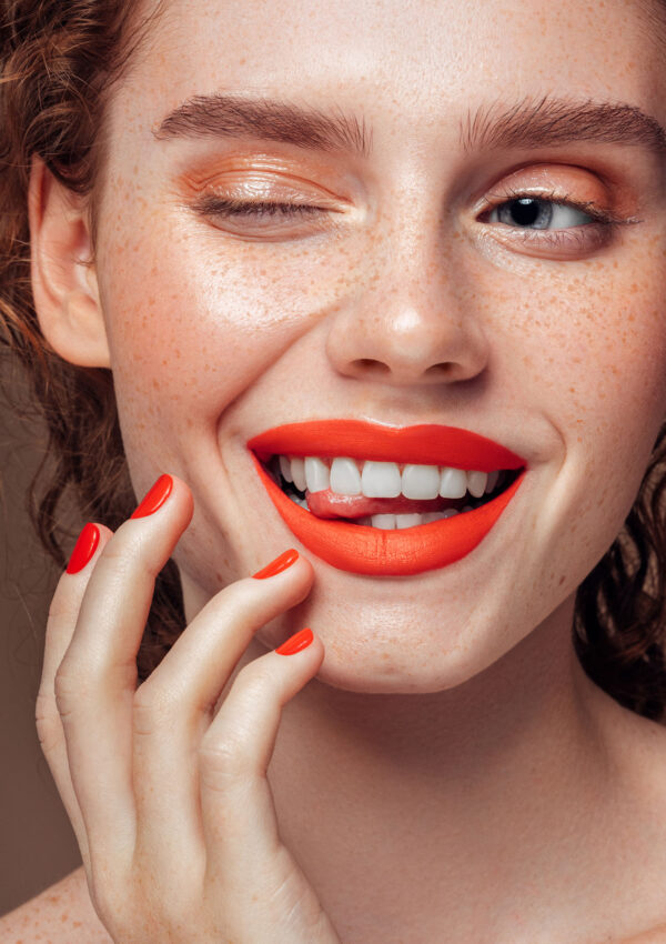Oranges Are The New Pout: How To Wear Orange Lipstick in Real Life